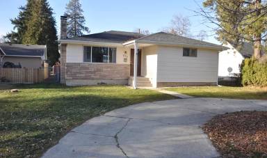 Main picture of 212 N 4th St