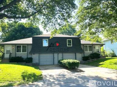 Main picture of 908 SW 15th St