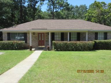 Main picture of 7270 Lakewood Rd