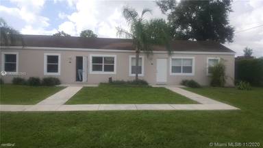Main picture of 190 Fisherman St
