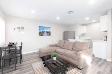 Main picture of 1941 Dunning Cir