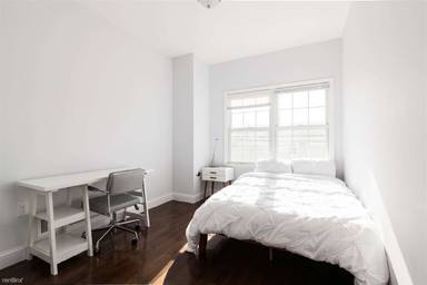 Main picture of The Heights House