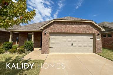 Main picture of 724 Nathan Way