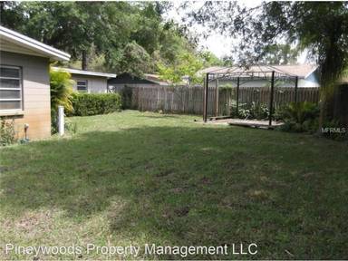 Main picture of 901 Hillside Dr