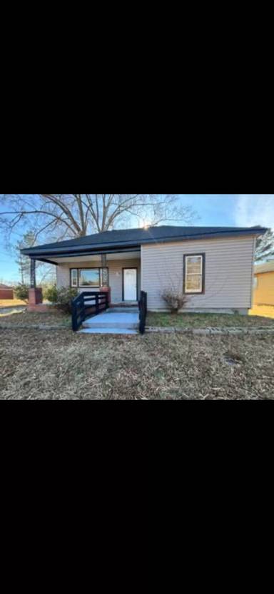 Main picture of 209 Home St