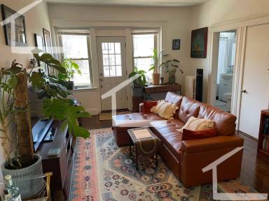 Main picture of 255 Kelton St