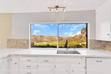 Main picture of 5240 Le Barron Rd