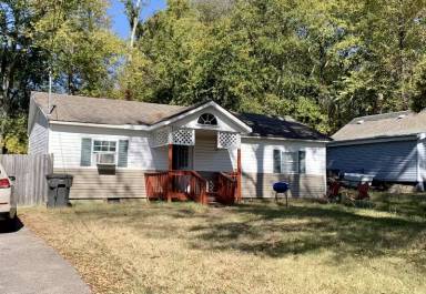 Main picture of 303 Polk St