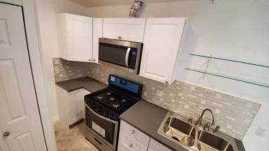 Main picture of 17418 Califa St