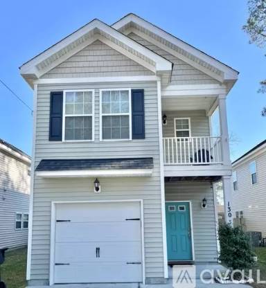 Main picture of 130 S Palm Ave