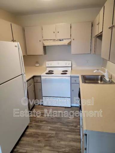 Main picture of 8630 Molanary Dr