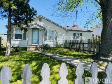 Main picture of 2118 Merriwether St