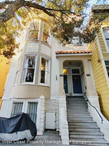 Main picture of 1674 Grove St