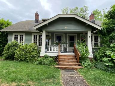 Main picture of 442 Almaden St