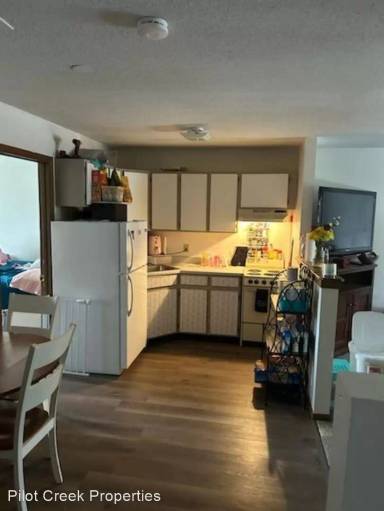 Main picture of 1302 S 11th St