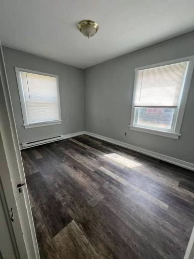 Main picture of 133 N Monroe St