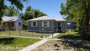 Main picture of 109 E Jefferson Ave