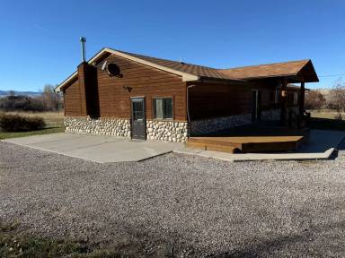 Main picture of 8263 Highway 789
