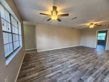 Main picture of 4281 SW 145th Place Rd