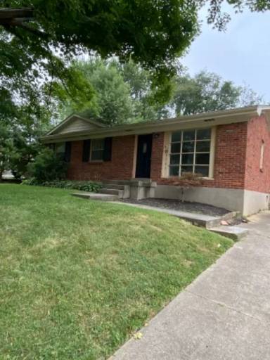 Main picture of 8505 Robin Hill Dr