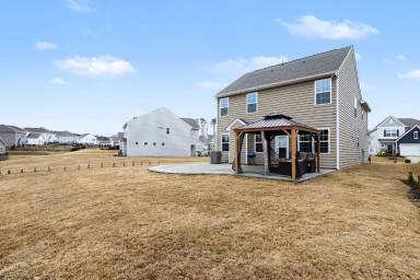 Main picture of 15216 Lake Ridge Rd