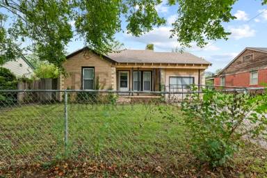 Main picture of 1537 Matlock Dr