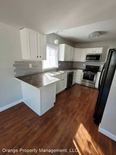 Main picture of 341 20th St N