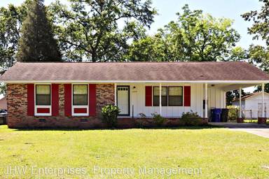 Main picture of 3325 Stonehaven Dr
