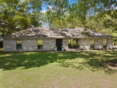 Main picture of 2533 Greenhill Rd