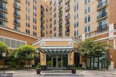 Main picture of One National Harbor Condo