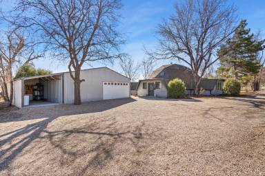 Main picture of 8402 Dome Ct