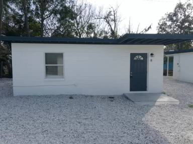 Main picture of 735 S Washington Ave