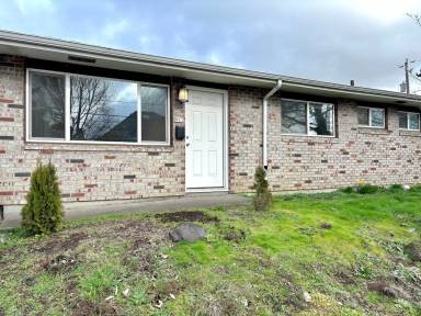 Main picture of 909 N Blandena St