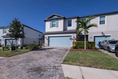 Main picture of 5535 Tripoli Dr
