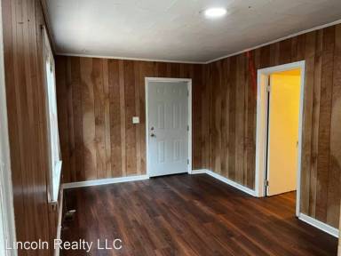 Main picture of 1803 Iola Dr