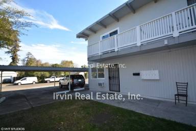 Main picture of 3303 Franklin Ave