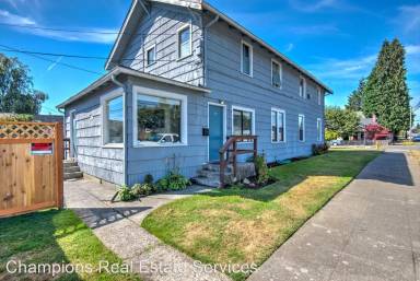 Main picture of 1901 Lombard Ave