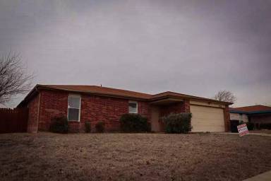 Main picture of 2907 Thoroughbred Dr