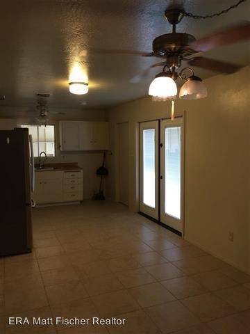 Main picture of 3030 S Del Mar Ave