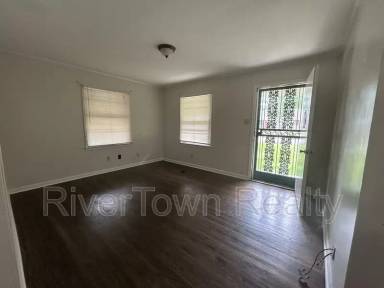 Main picture of 4496 Boyce Rd