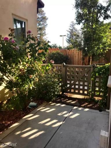 Main picture of 86 Pimentel Cir
