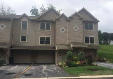 Main picture of 634 Oakwood Ave
