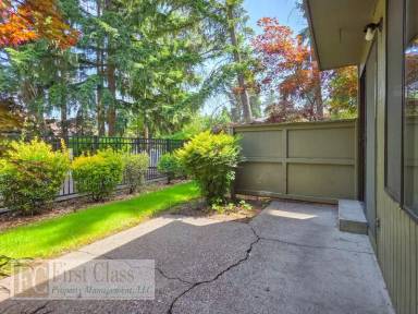 Main picture of 4860 SW Murray Blvd