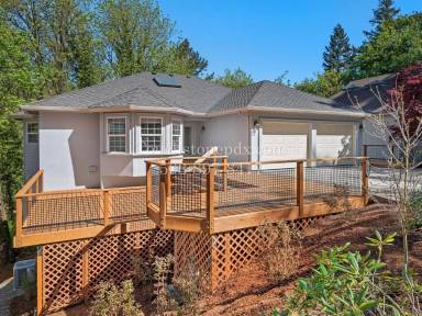Main picture of 6254 SW Burlingame Ave