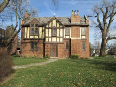 Main picture of 1758 King Ave