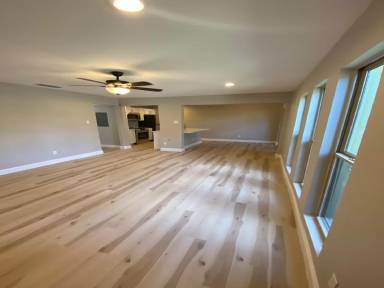 Main picture of 5826 Sandhurst Ln