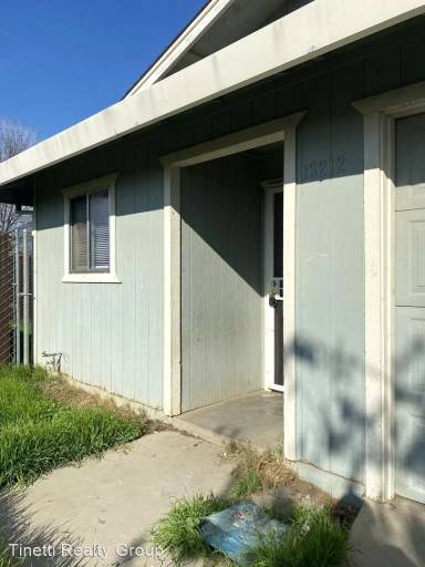 Main picture of 13220 Murdock St
