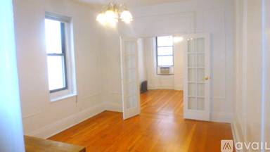 Main picture of 158 W 15th St