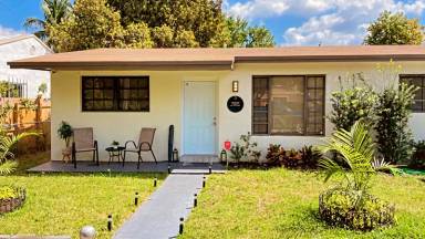 Main picture of 7631 NW 12th Ct