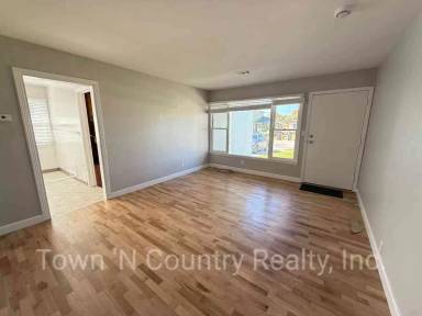 Main picture of 1218-1220 Huntington St